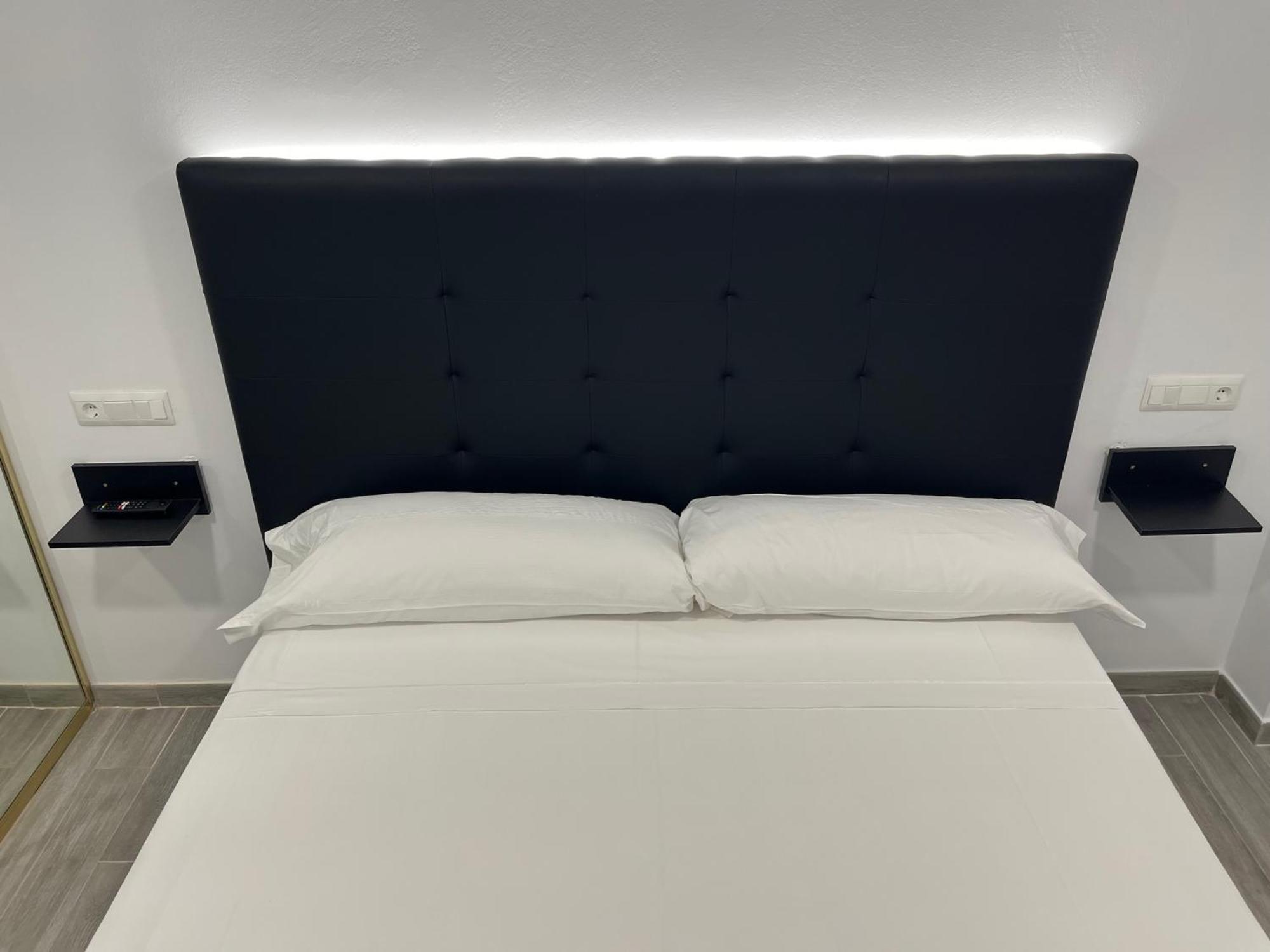 H Pelayo Auto Check-In Rooms Noja Exterior foto
